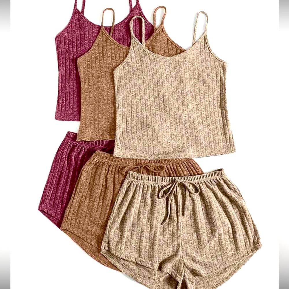 SET* Darkish red ribbed top & shorts MATCHING SET🌹